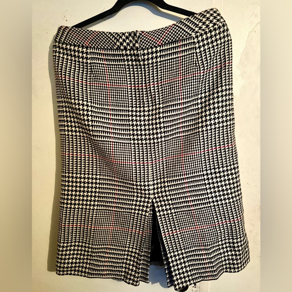 Talbots Black and White Houndstooth Skirt